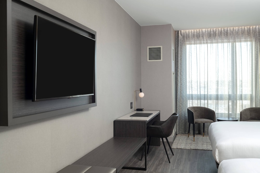 Ac Hotel By Marriott Portsmouth Downtown/Waterfront 36/77