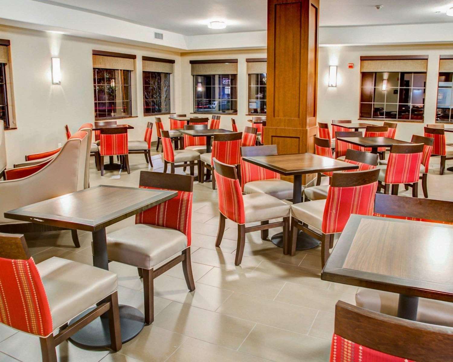 restaurant cafeteria