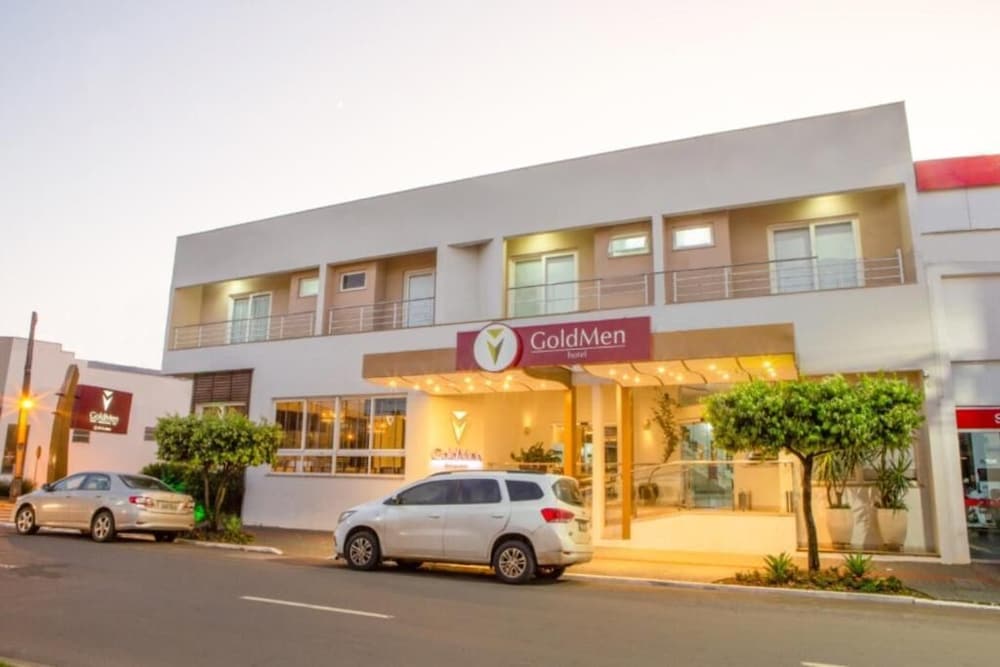 GoldMen Hotel 46/49