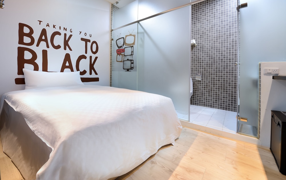 NL Concept Hotel 7/28