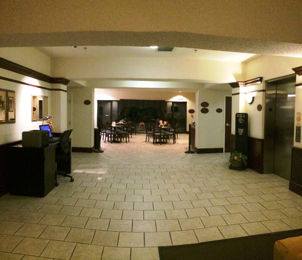 Sleep Inn & Suites Danville Hwy 58 7/35