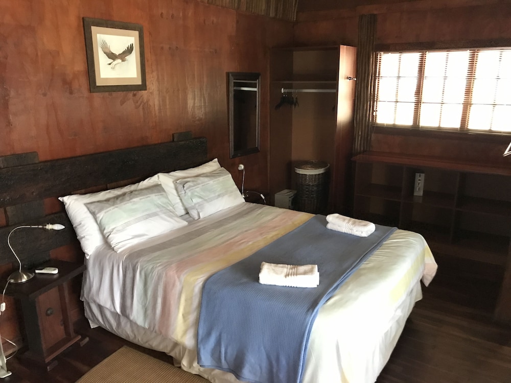 Amafu Forest Lodge 11/50