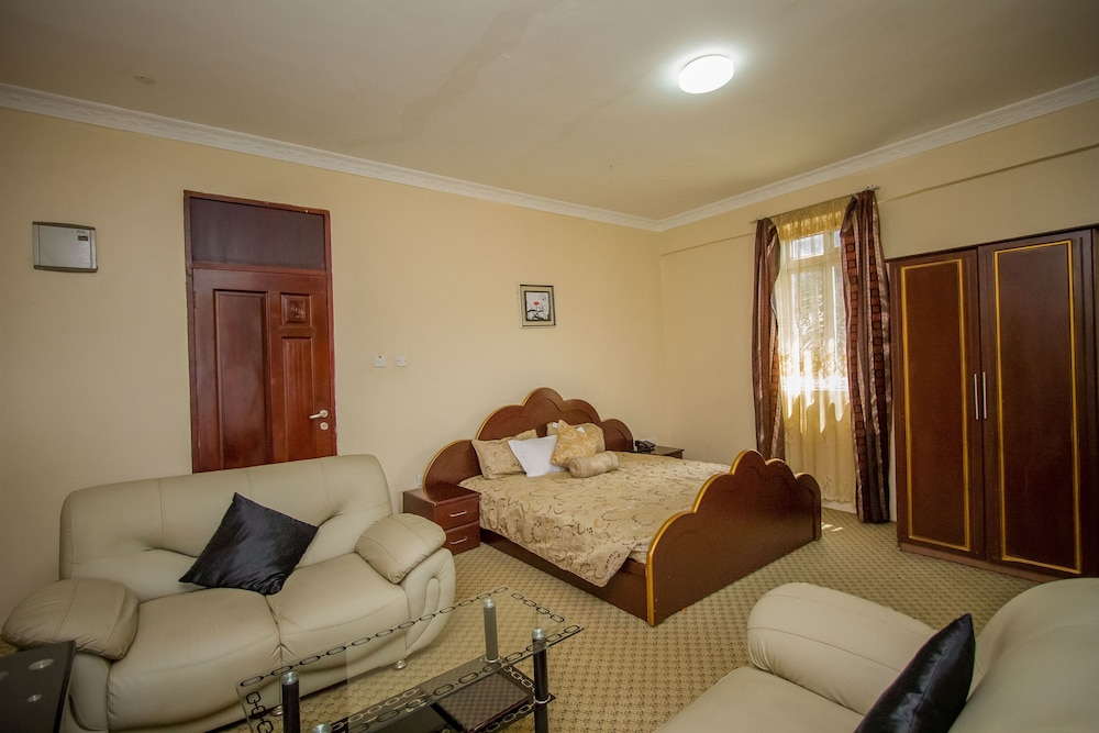 Grand Global Hotel 42/65