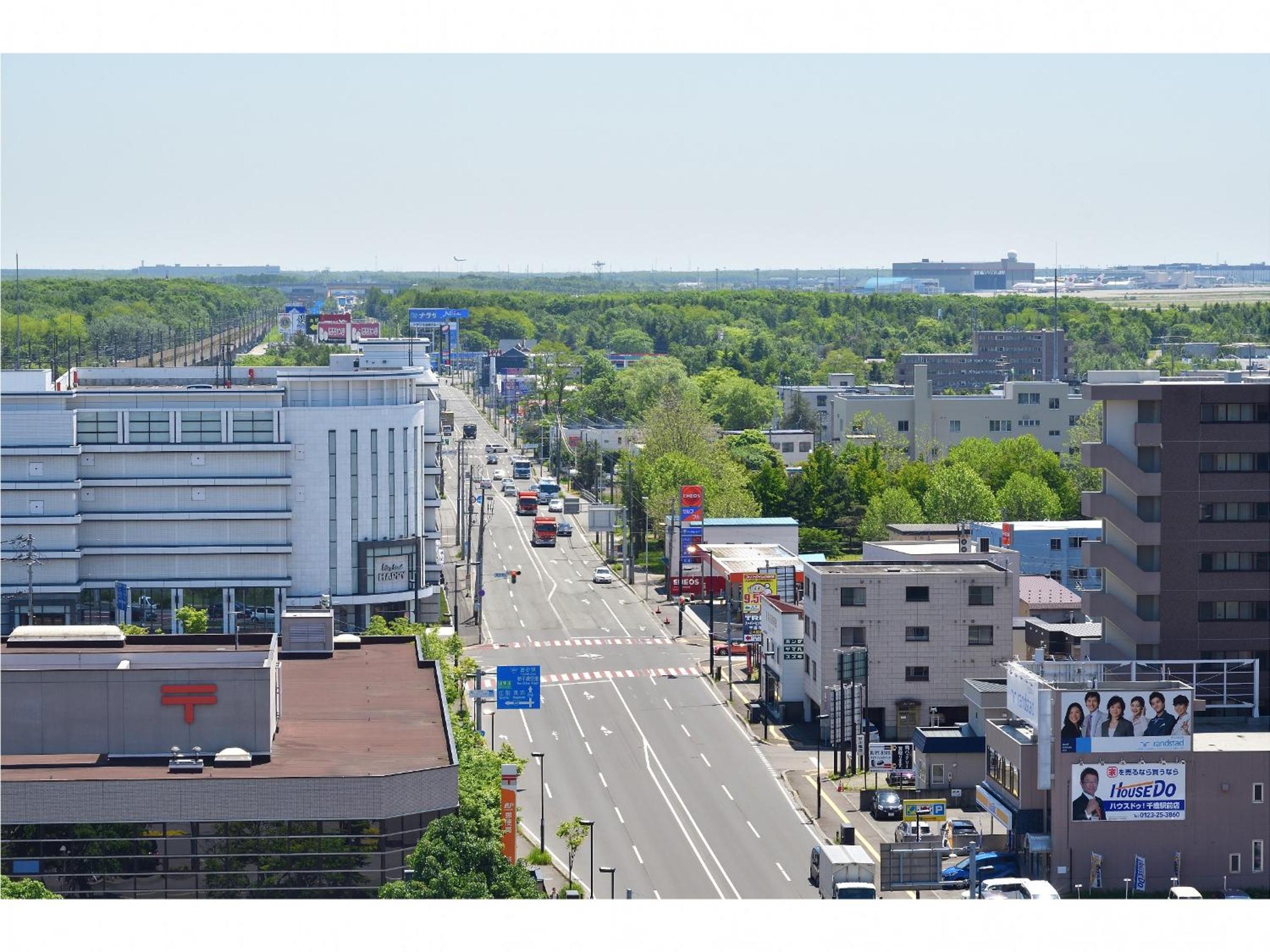 Hyper Hotel Chitose (ex Chitose Station Hotel) 55/57