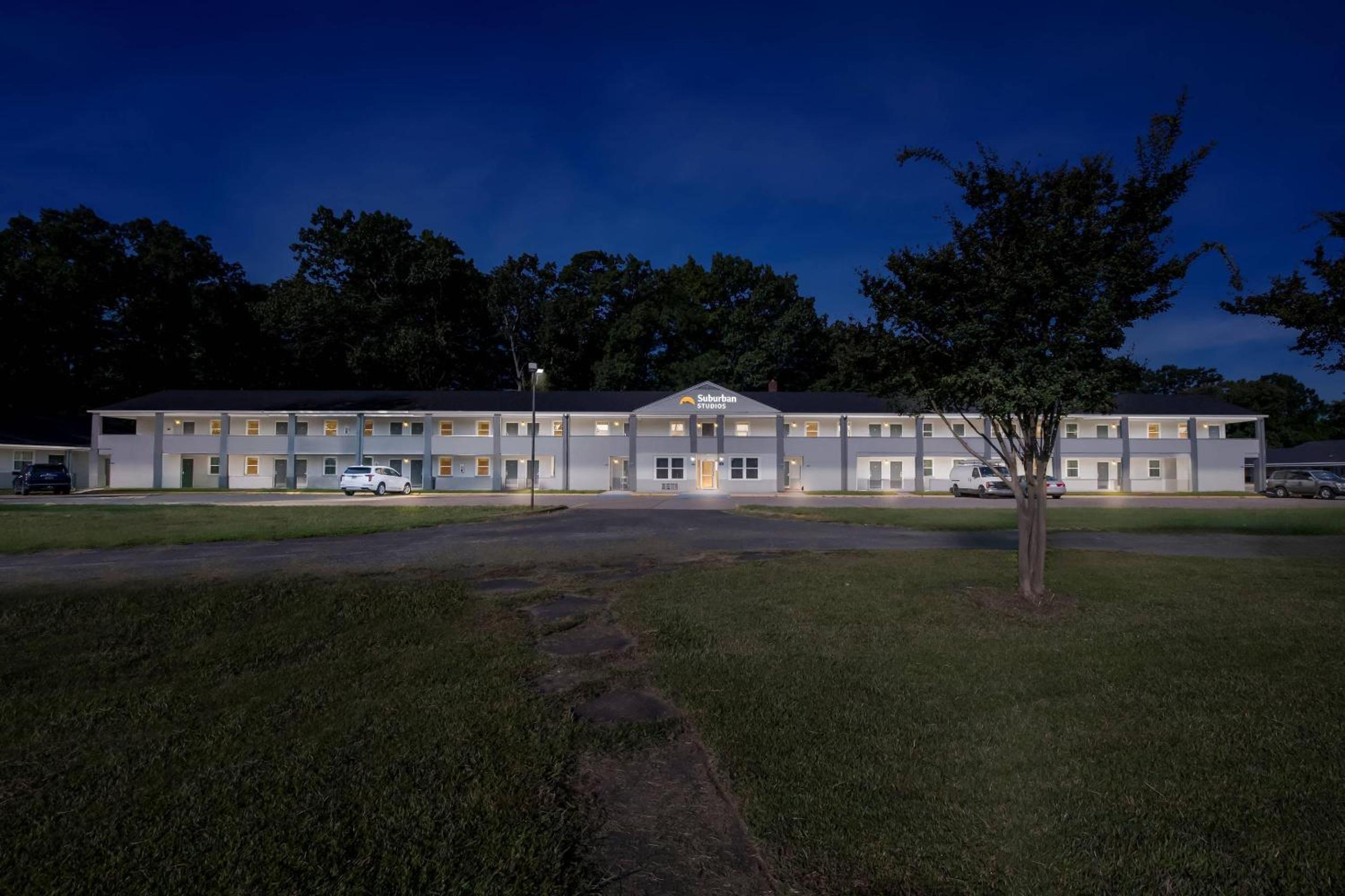 Suburban Studios Newport News - Hampton 2/49