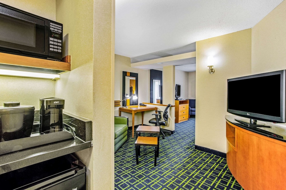 Manassas Hotel 42/58