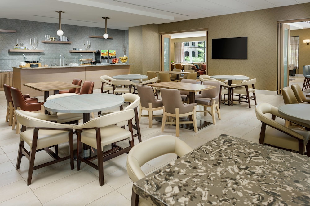 RESIDENCE INN BY MARRIOTT CHICAGO DOWNTOWN/RIVER NORTH 40/50