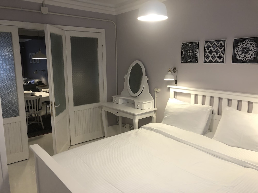 Hotel Fehmi Bey 11/75