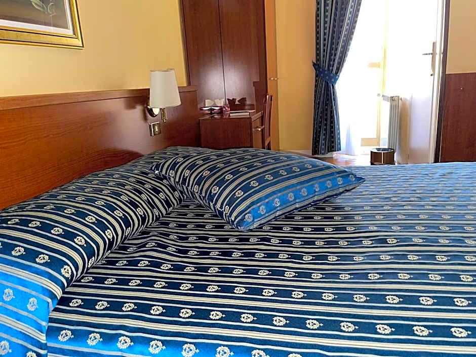 Hotel Fenicia 9/49