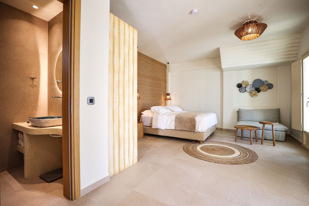 Life Suites 10/41