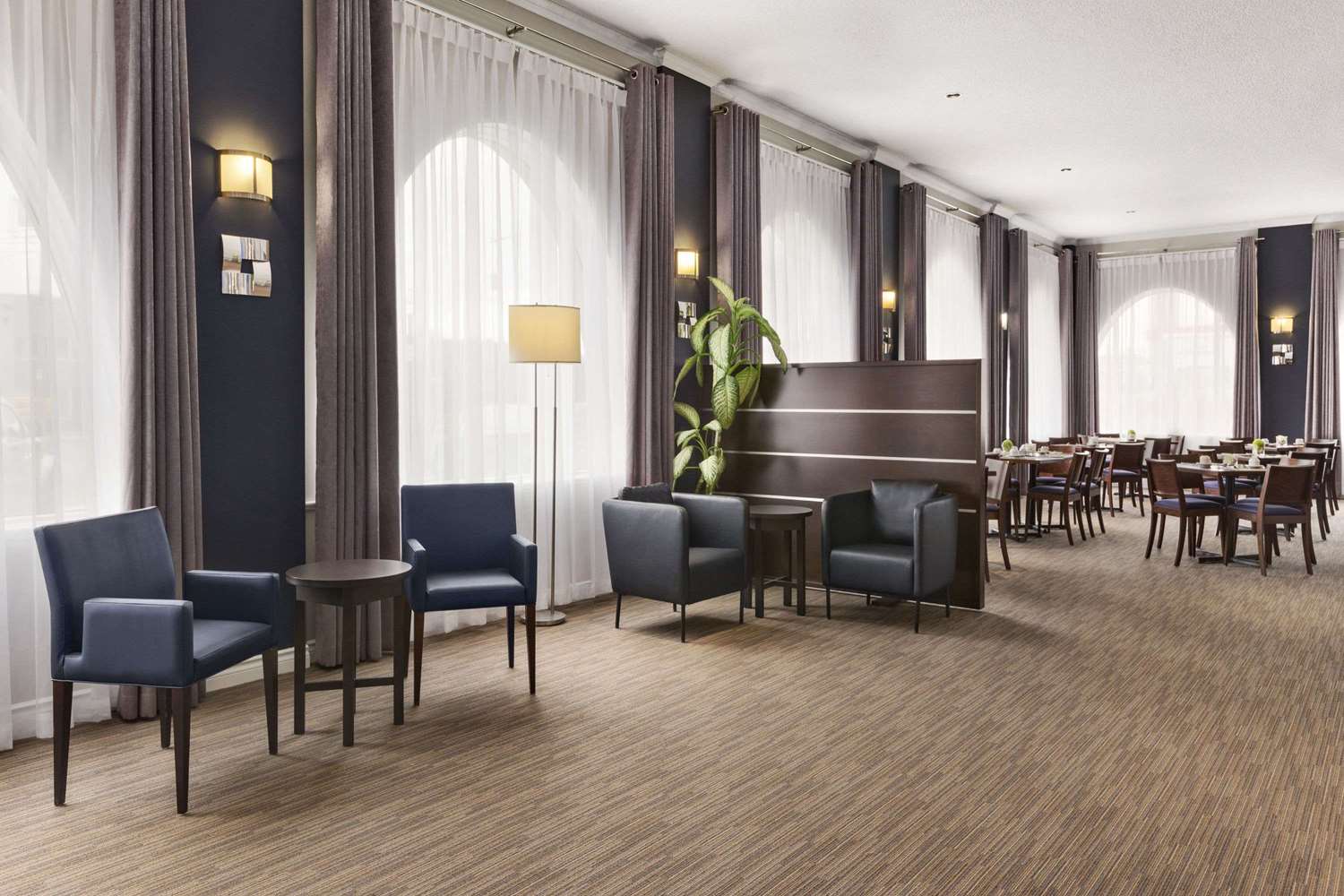 Days Inn by Wyndham Montreal Airport Conference Centre 6/12