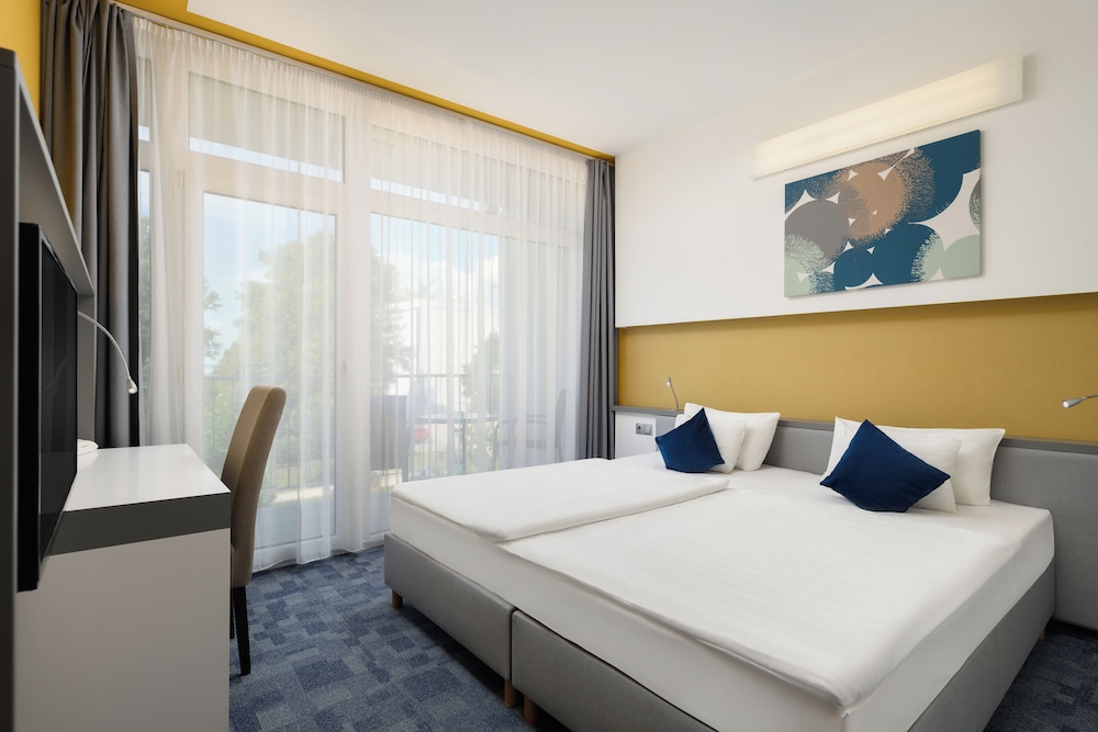 Suite, Double Bed, Sofa