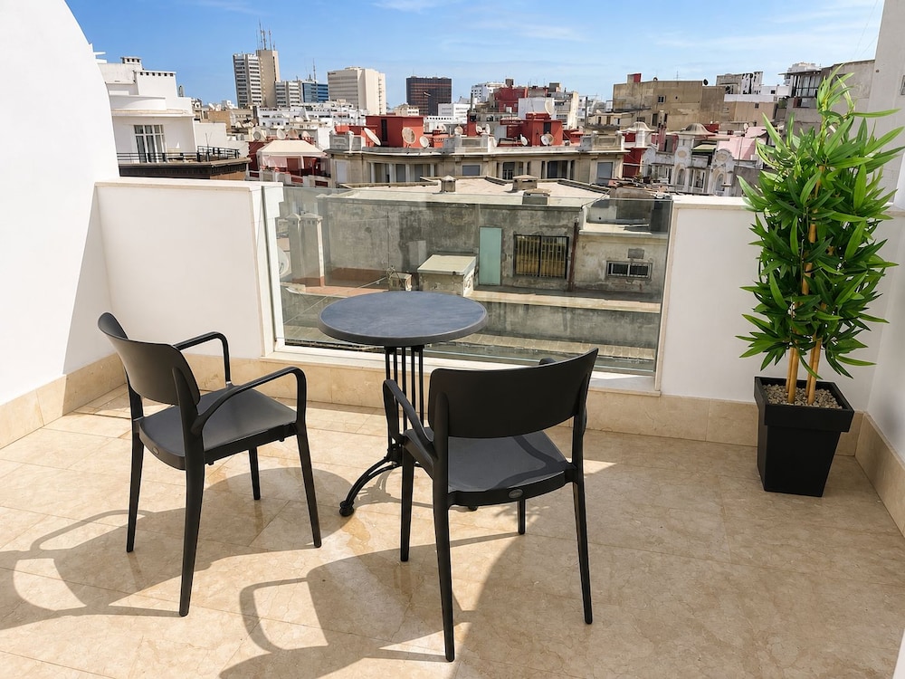 One Hotel Casablanca 35/50
