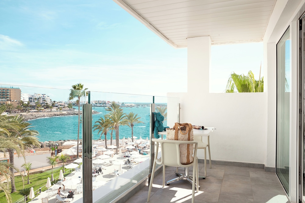 Sunwing Arguineguin Seafront 31/57