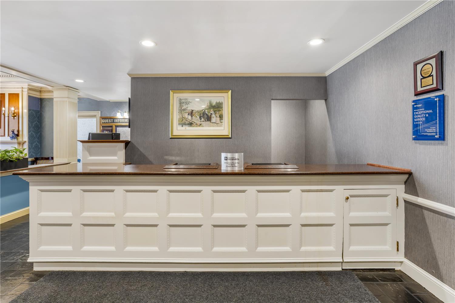 Best Western Plus Morristown Inn 4/40