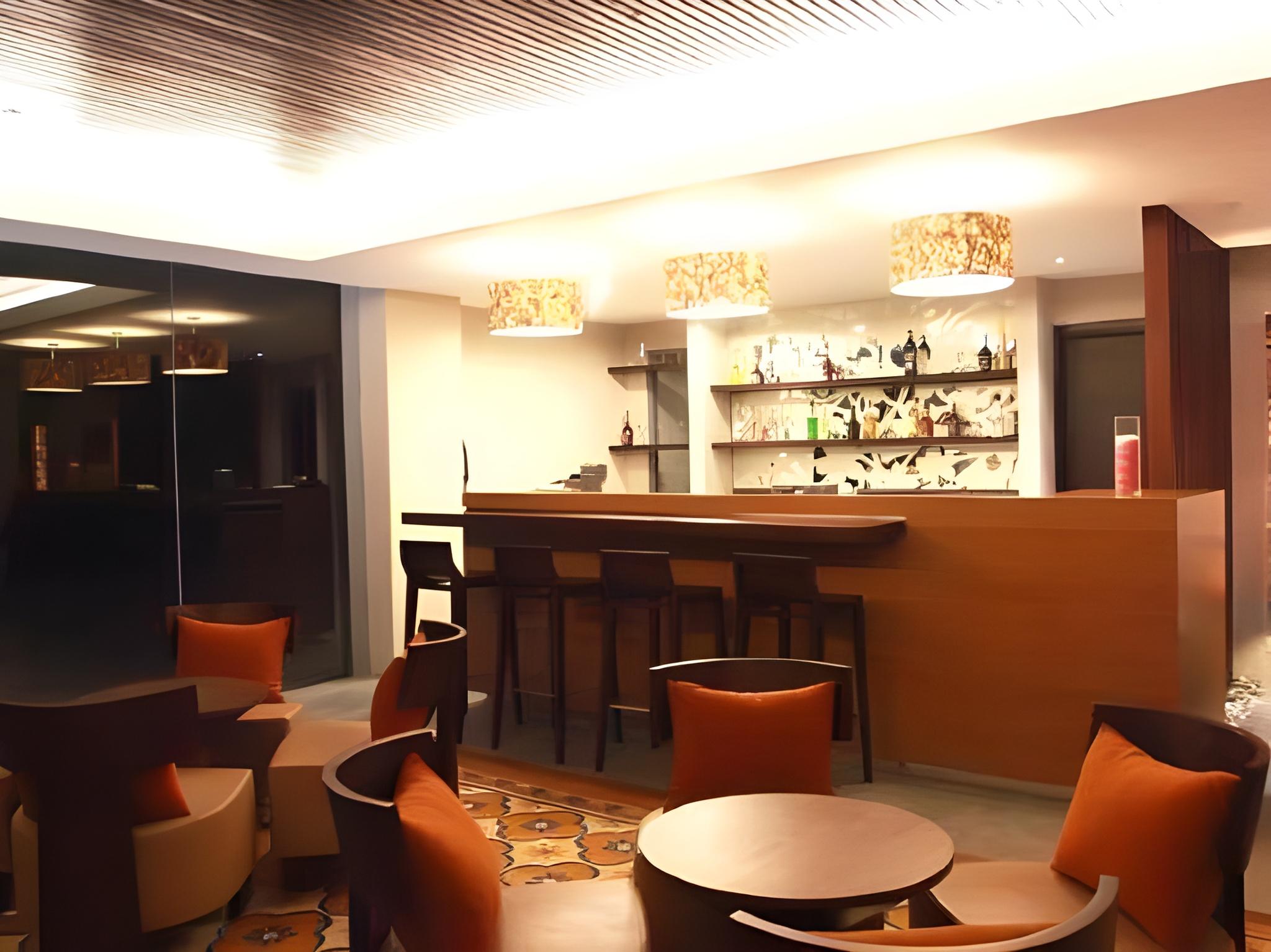 Soll Marina Hotel And Conference Center Bangka 34/47