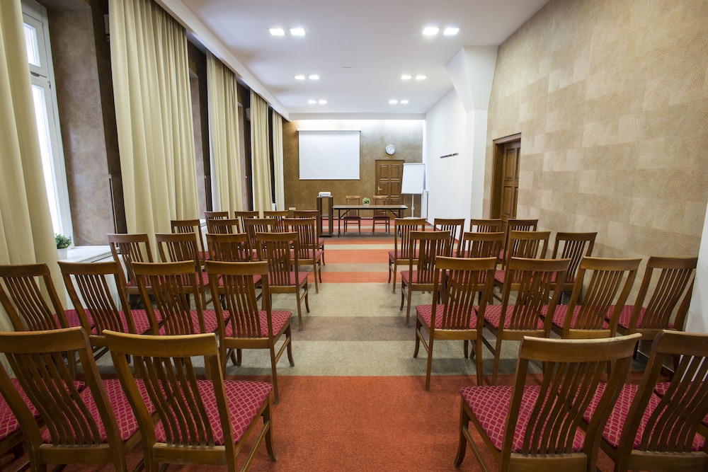Star Hotel by Mellow Mood Hotels 36/45