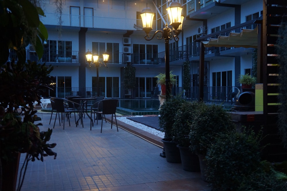 Anantra Pattaya Resort by CPG 40/44