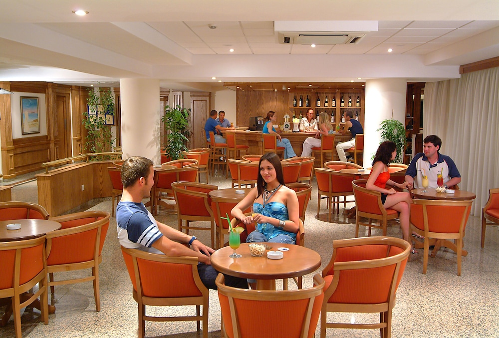 Nissiana Hotel 26/50