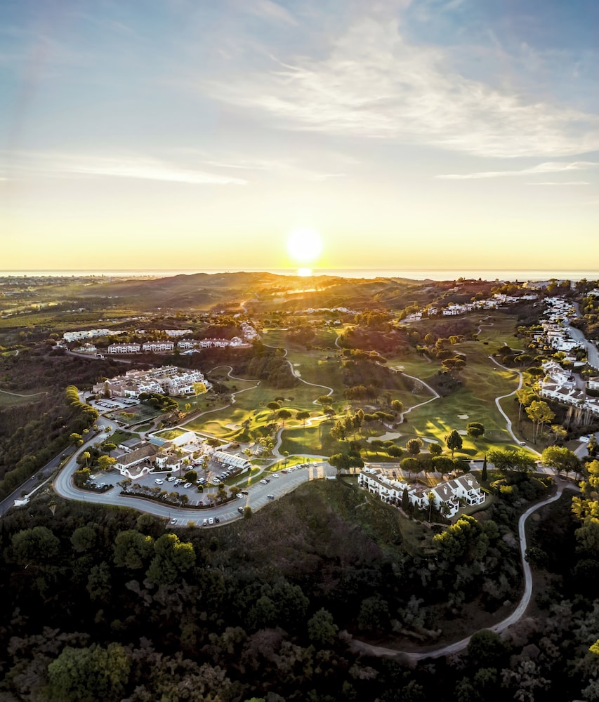 La Cala Resort 66/73