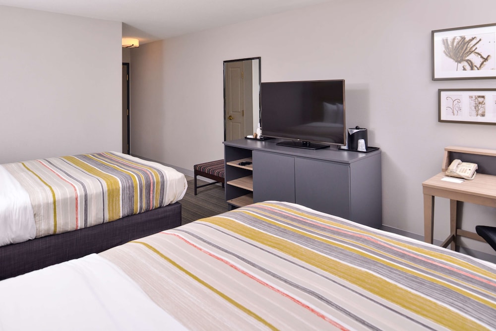 Country Inn and Suites By Radisson Tinley Park IL 8/33