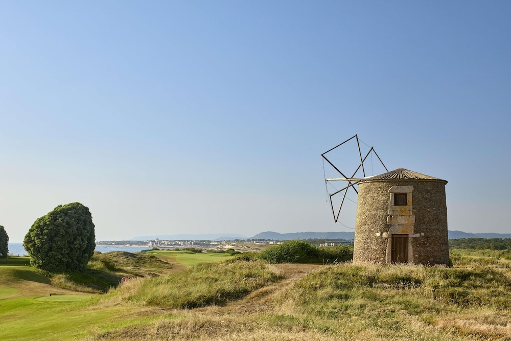 Tivoli Estela Golf & Lodges Porto (44km from Porto) 42/45