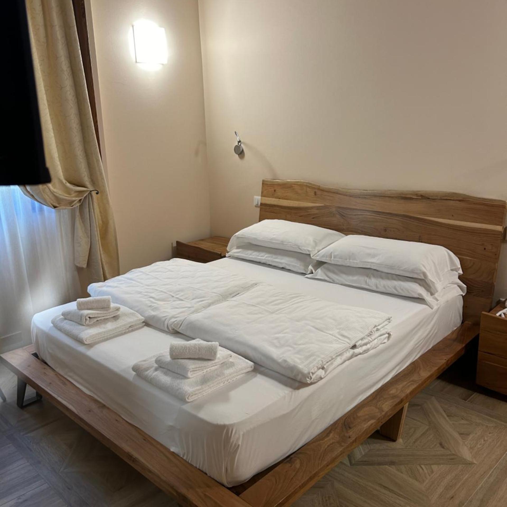 Deluxe, Double or Twin Bed, Le Due Fontane 4/8