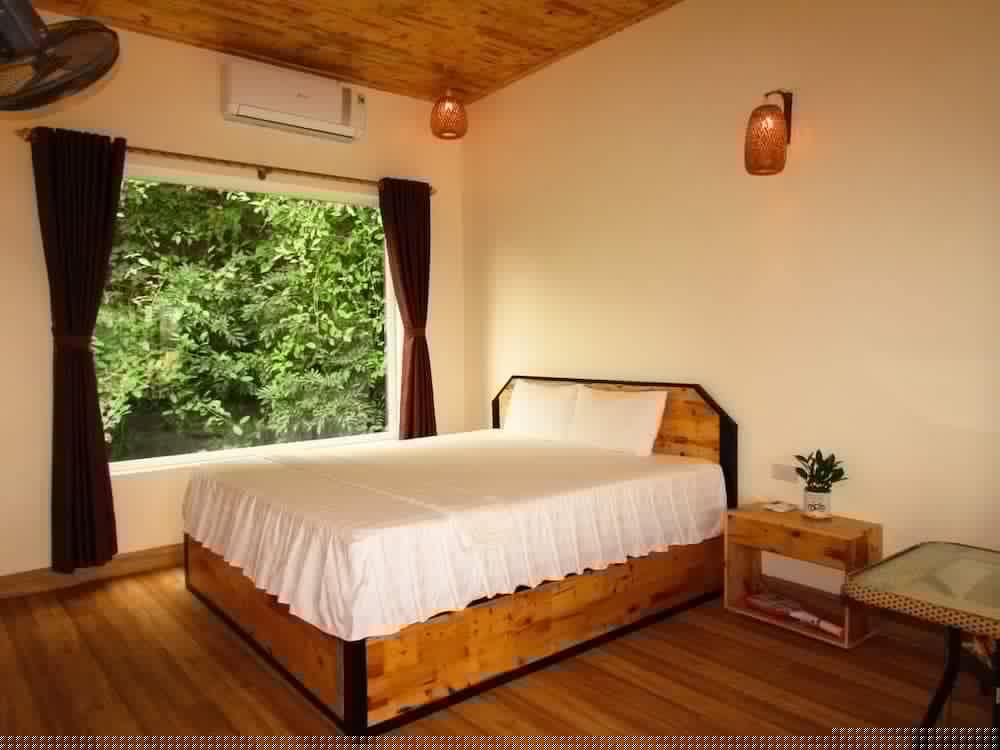 Ninh Binh Mountain Side Homestay & Cafe 40/67