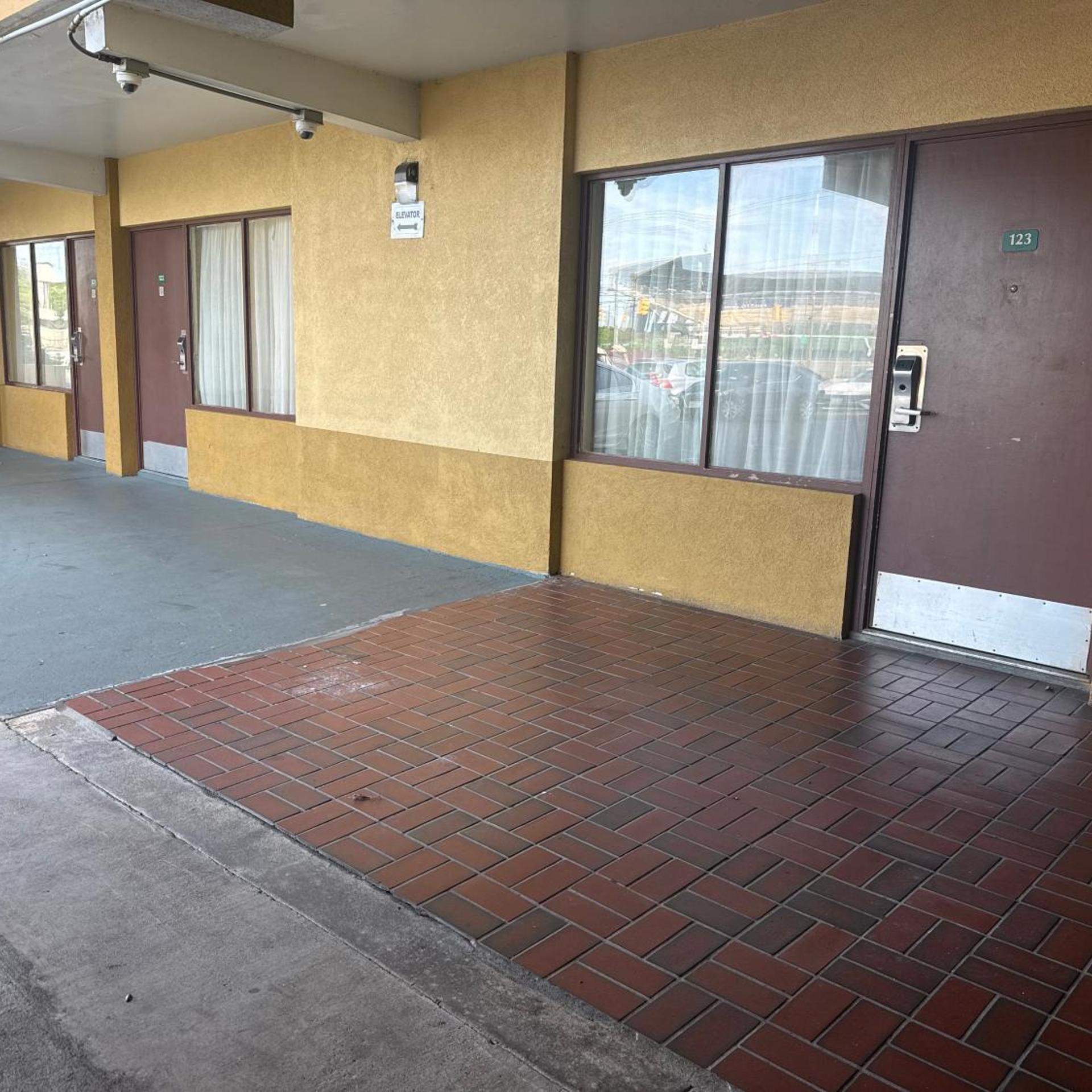 Diamond Inn And Suites 6/29