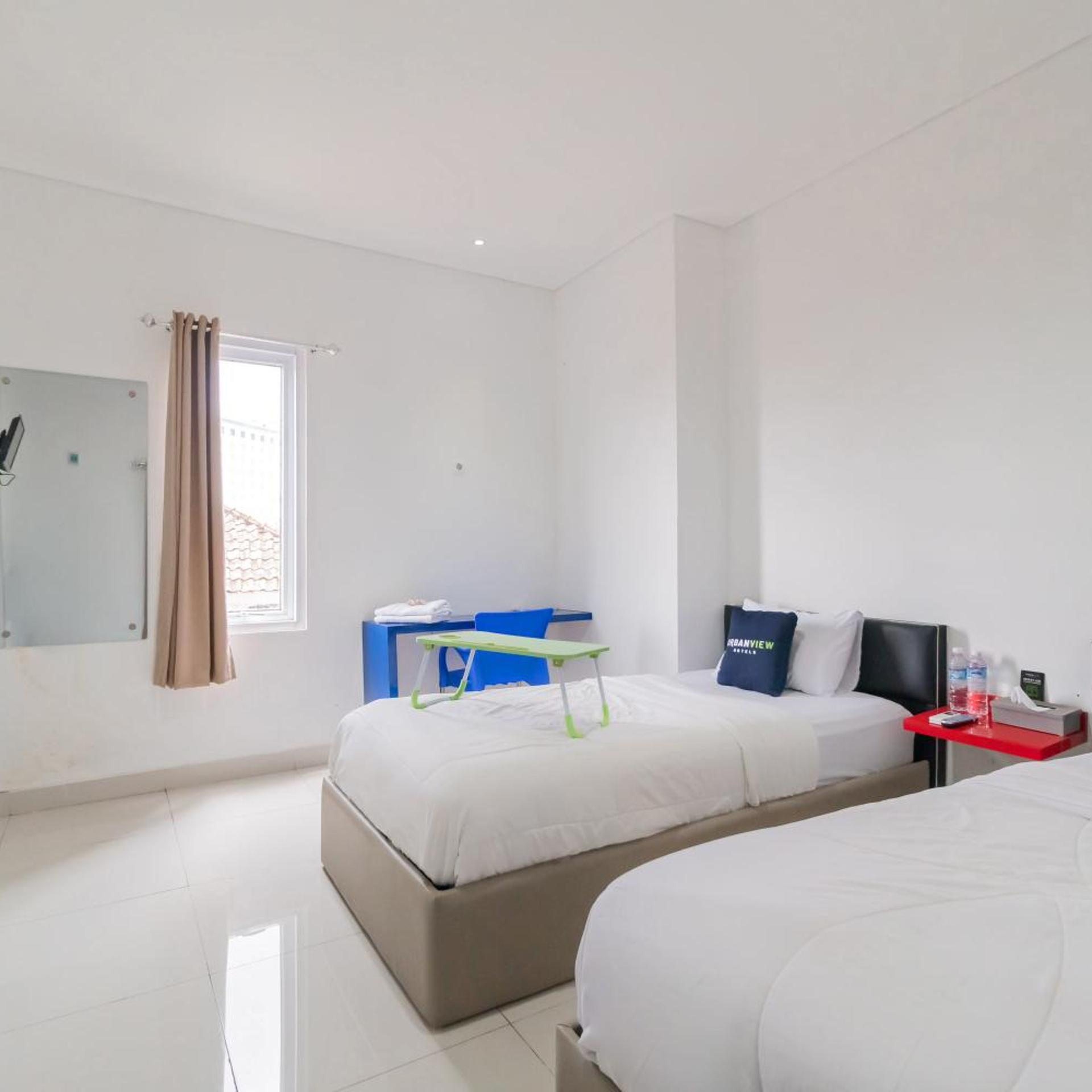 Urbanview Hotel Ephe Palembang by RedDoorz 15/30