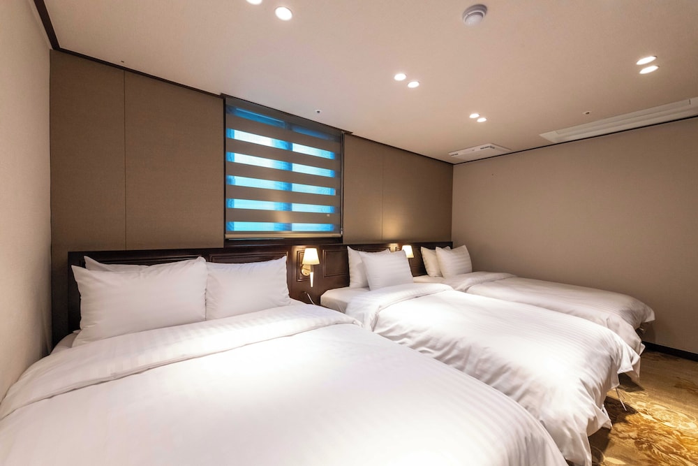 New Chonji Hotel 31/66