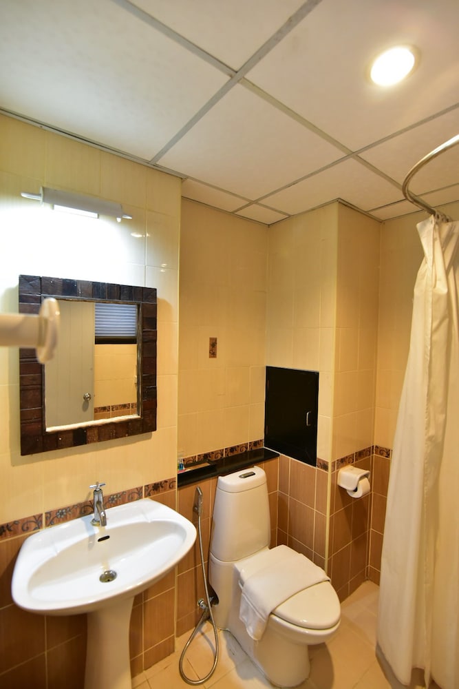 LaOr INN HUA HIN 50/51