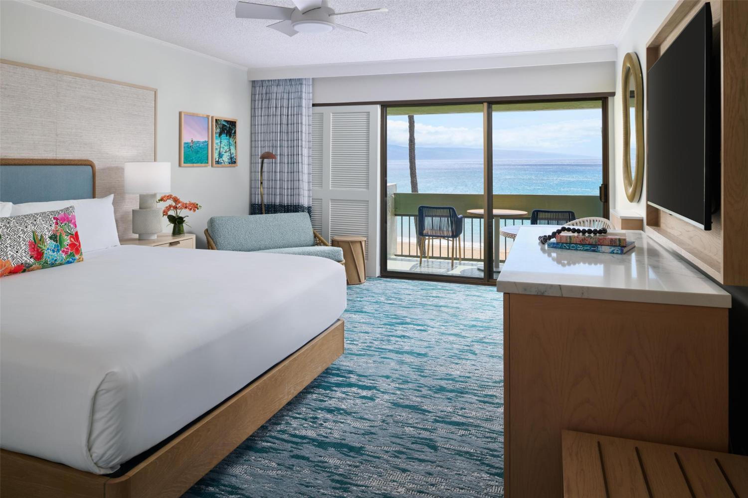 Room, King Bed, Ocean Front