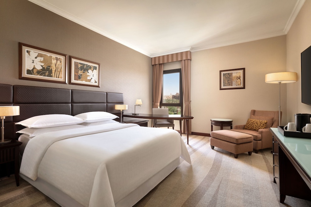 فندق وأبراج شيراتون الرياض(Sheraton Riyadh Hotel And Towers) 12/49