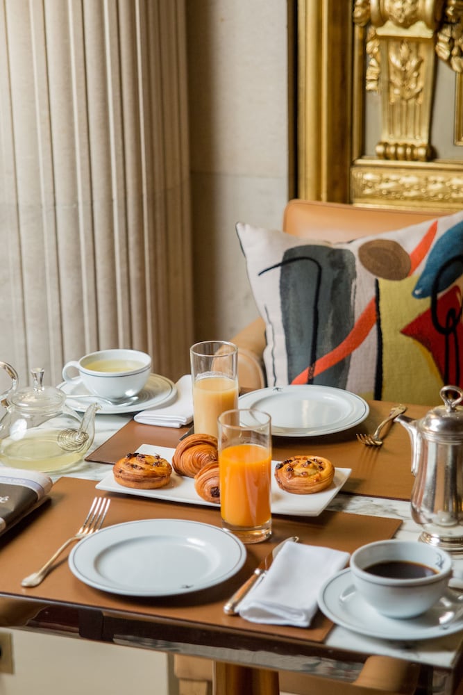 Le Meurice 63/74