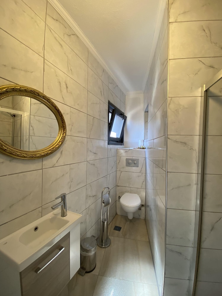 HHK Hotel 46/50