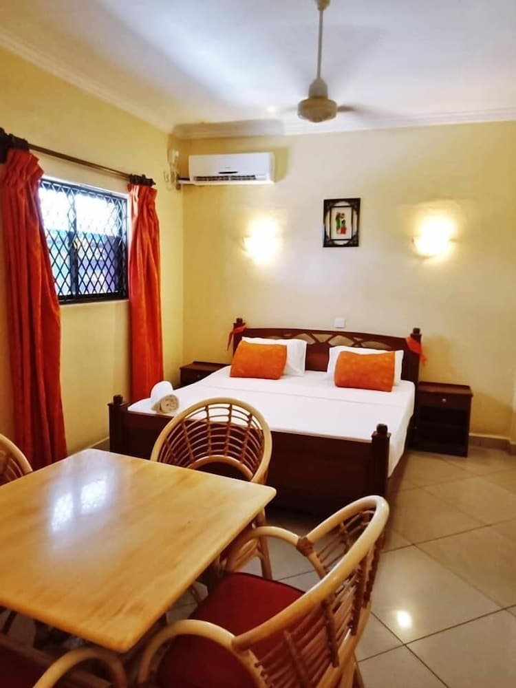 Regency Park Hotel Mombasa 24/42