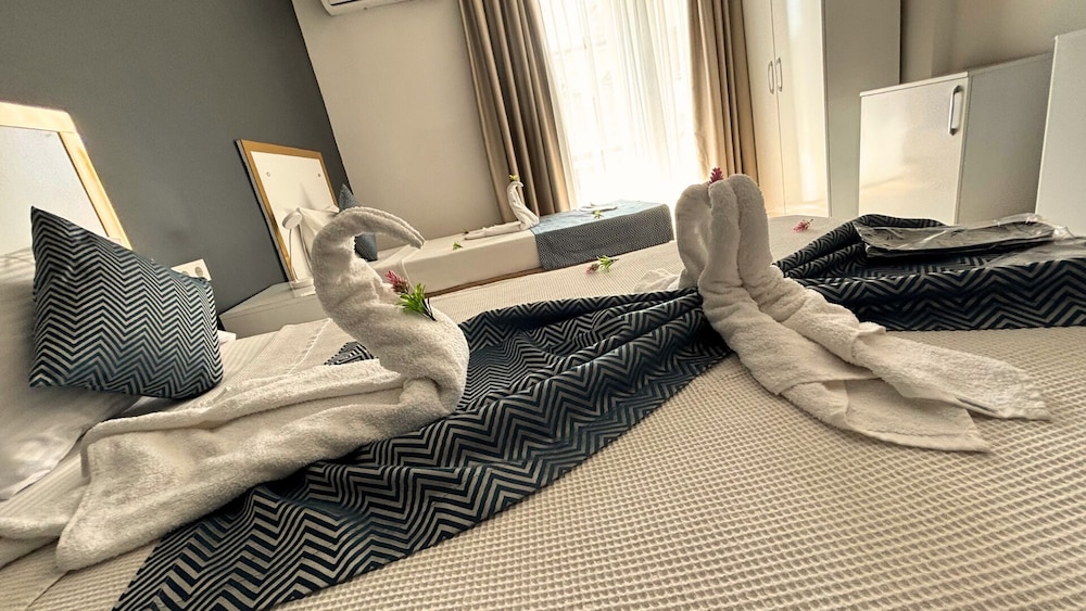 Moonbow Beach Hotel 26/50