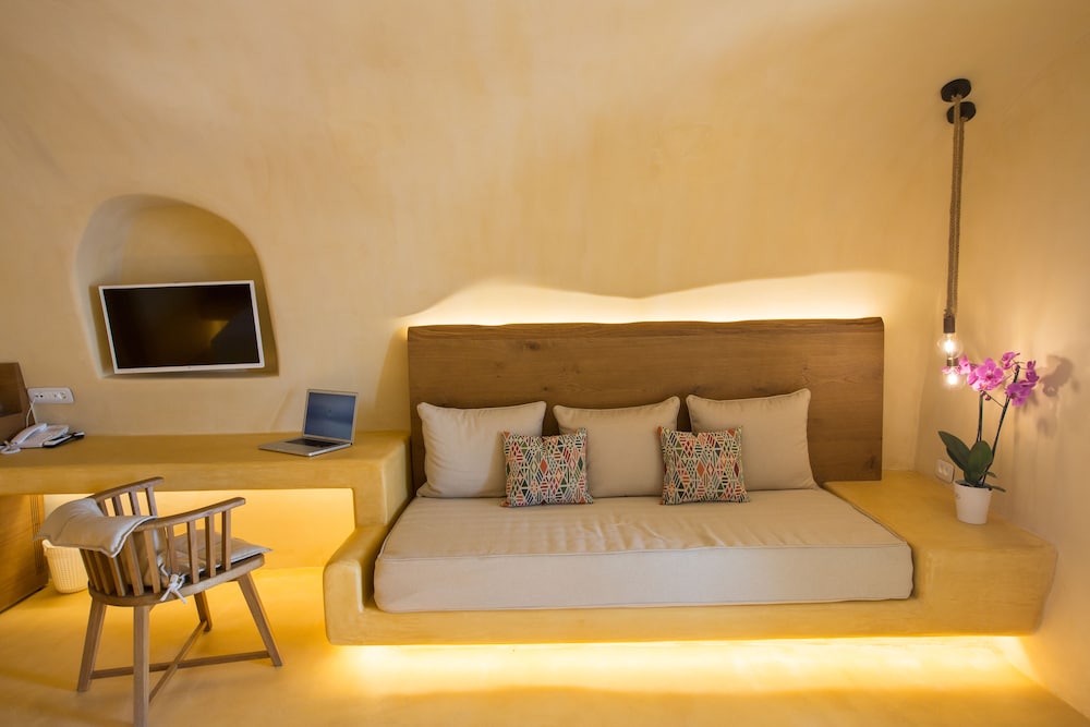Chic Hotel Santorini 28/50