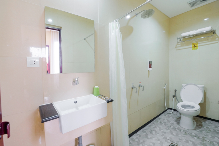 غرفة ديلوكس بسرير كينج، Panen Hotel Bandung 3/3
