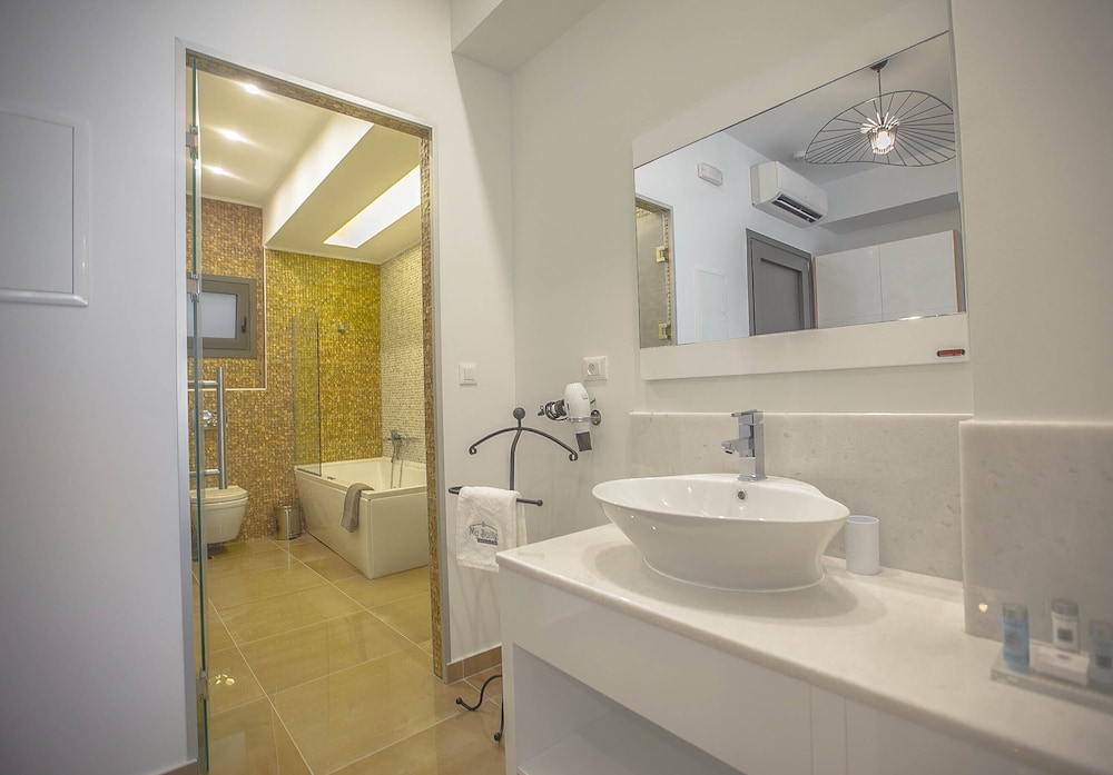 My Suite Boutique Hotel Parga 45/50