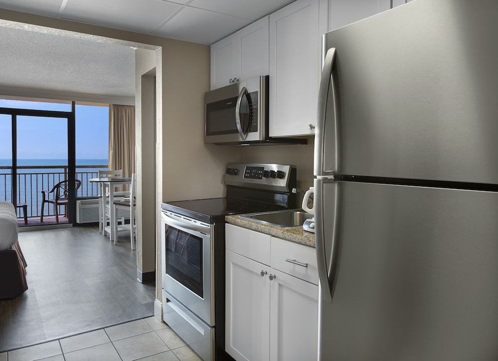 The Caravelle Resort 65/77