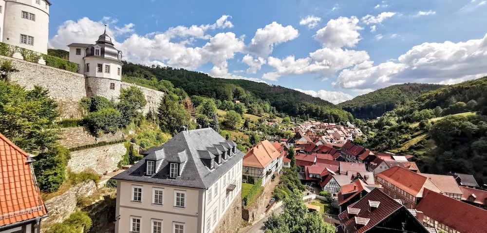 Hotel Zum Burgergarten 46/50