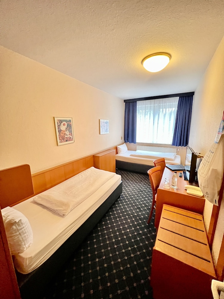 Elbbrucken Hotel 19/50