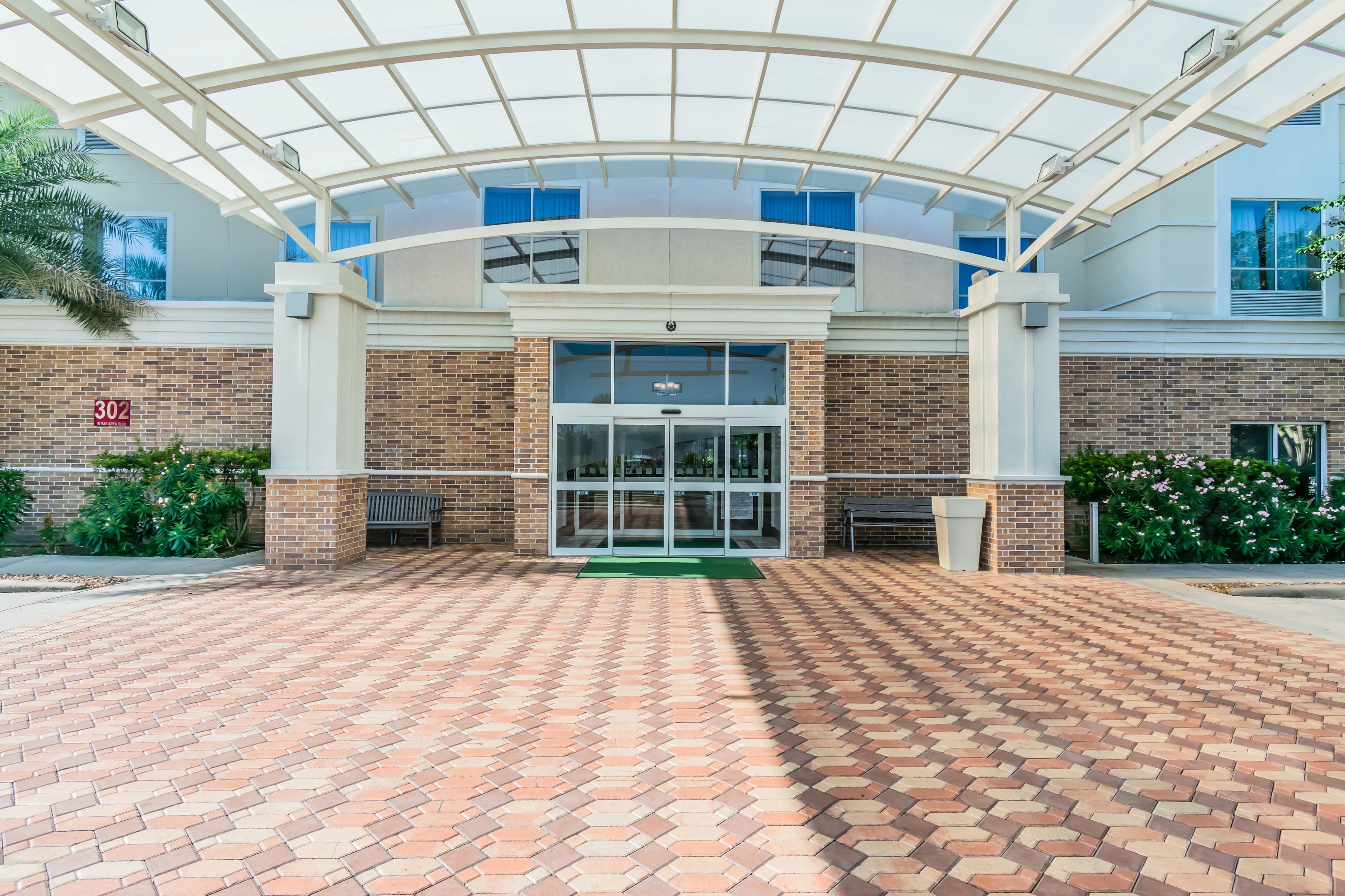 Holiday Inn Houston Webster 62/63