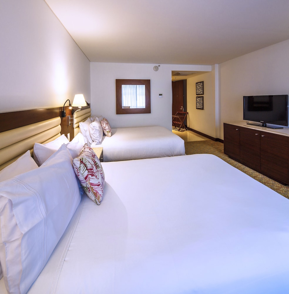 ROOM, TWIN BEDS