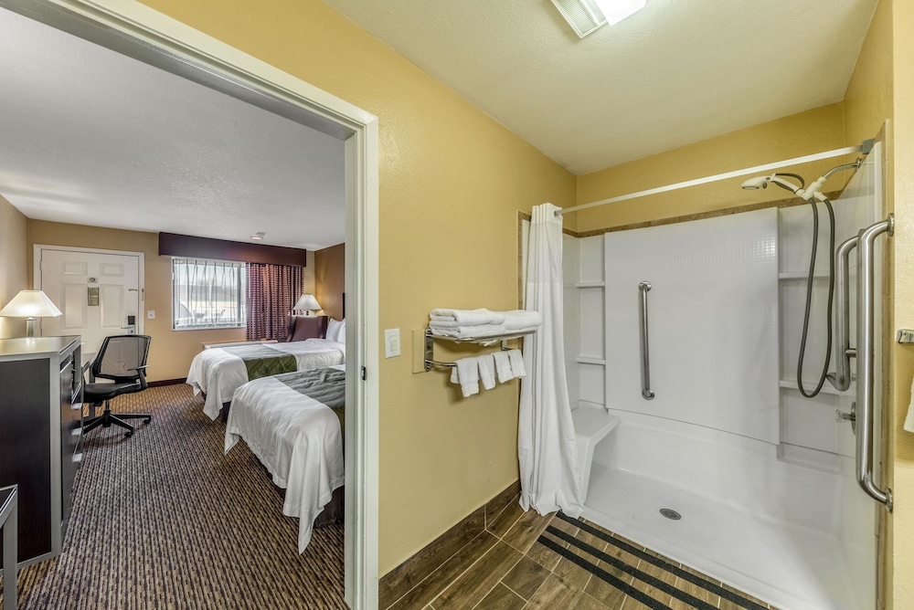Quality Inn Glenpool - Tulsa 26/42