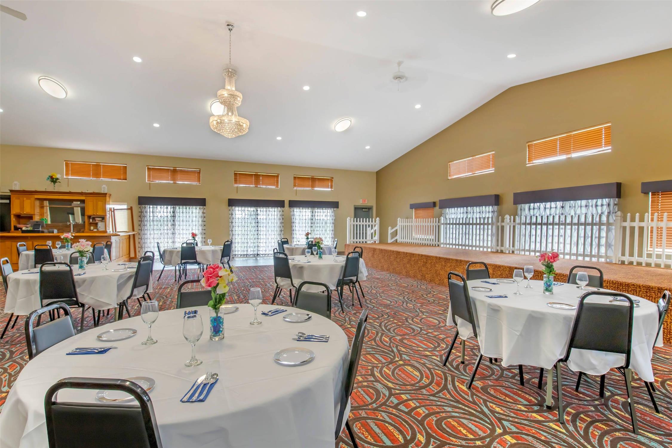 Comfort Inn & Suites New Lisbon 9/18