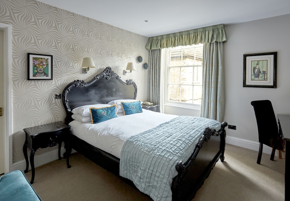 The Ormond at Tetbury 14/49