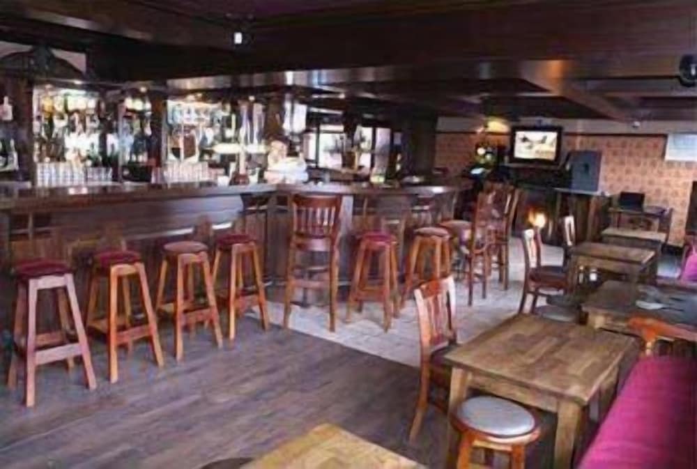 5 Corners Guest Inn 14/19